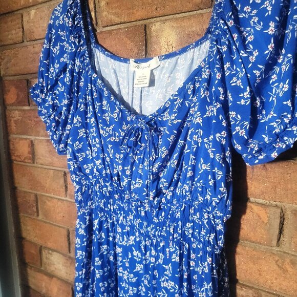 Passport Blue Floral Dress Smocked Waist Open - Sz L (fits like a Small Med) - Picture 2 of 10
